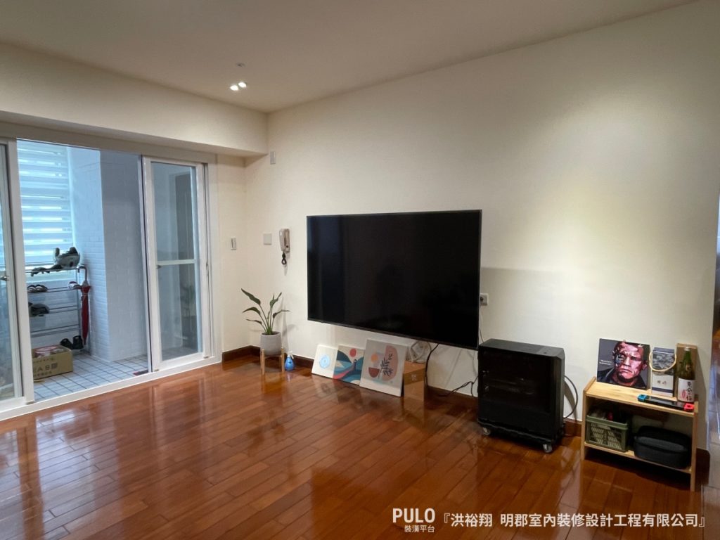 烤漆玻璃怎麼選？桃園26坪裝潢開箱，六角磚與烤漆玻璃變換廚房設計！